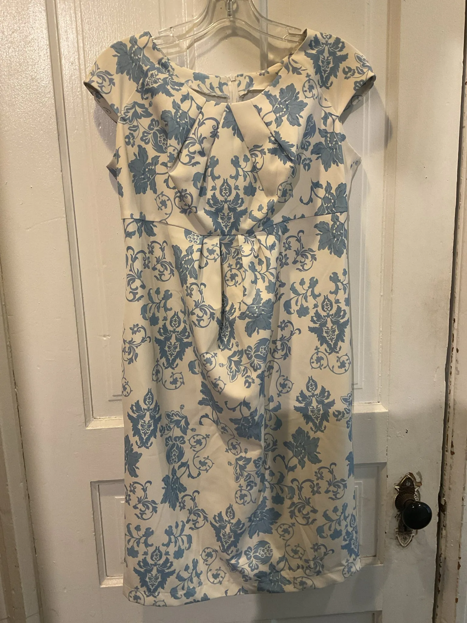 Elpasa Size Medium Blue & Cream Floral Maternity Dress