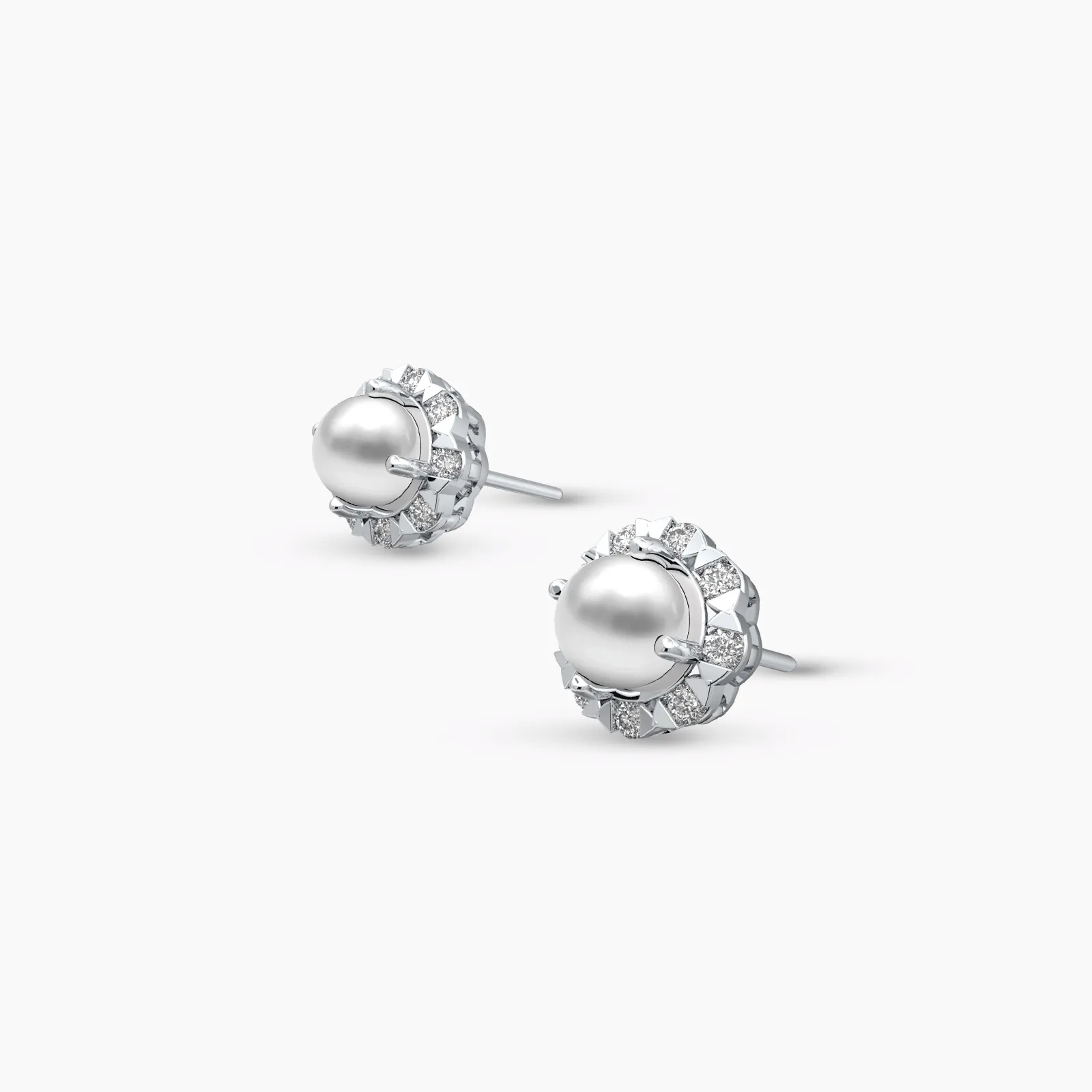 Luster Pearl with Diamonds