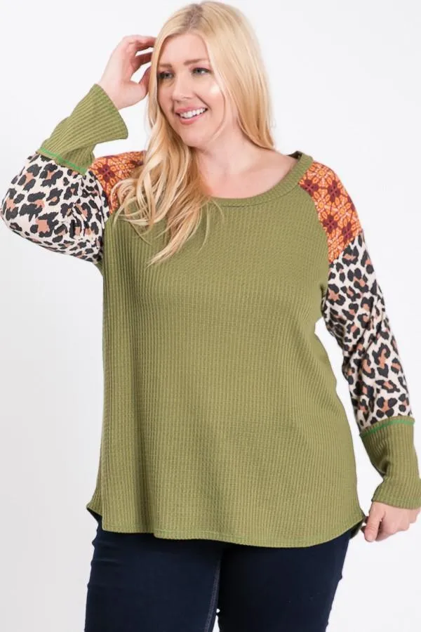 Pattern x Tiger print Sleeve Top